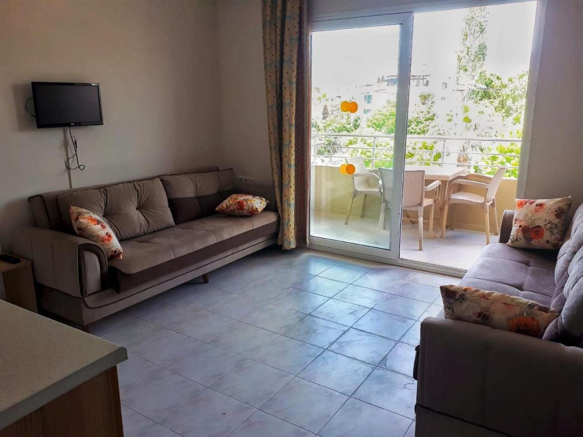 Aparthotel Highlife 3*