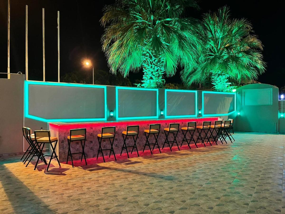 Highlife Aparthotel